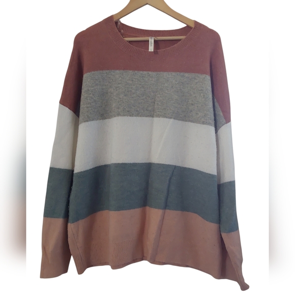 Dear Scarlett Sweaters - Dear Scarlett Color Block Crew Neck Sweater